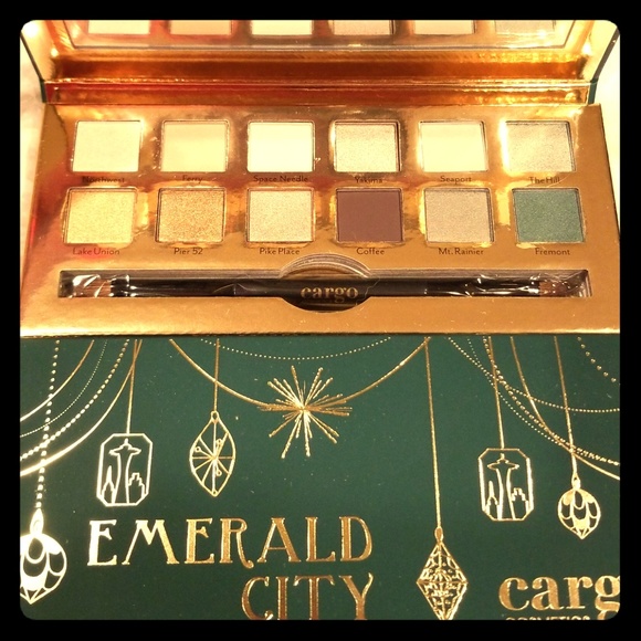 Cargo Other - Cargo Eyeshadow Palette
